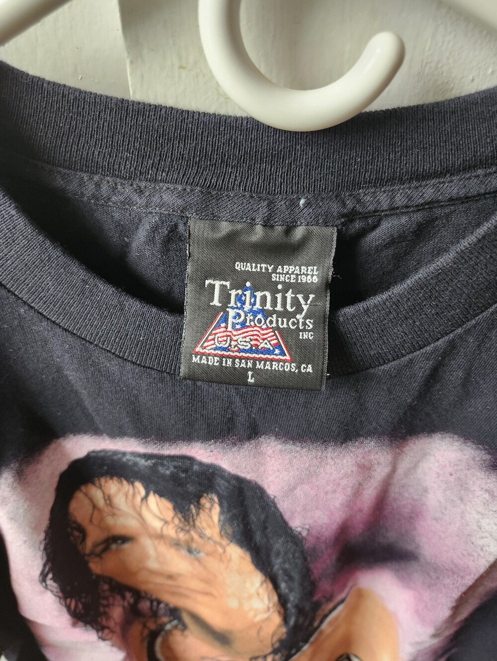 1995 WWF Bret 'The Hitman' Hart Graphic Tee - Black & Pink L - Picture 2 of 7